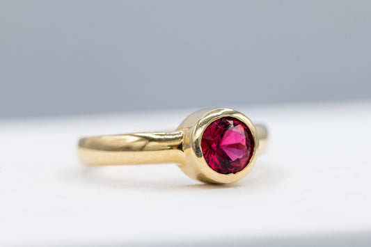 Pink Tourmaline Ring in 14k Yellow Gold
