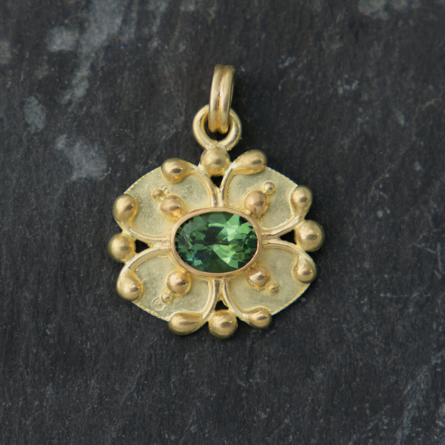 Green Tourmaline Gemstone 18k Clover Pendant